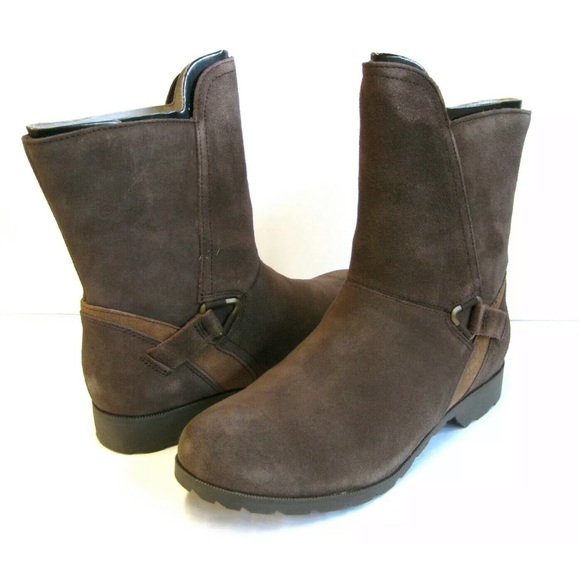 Teva Shoes - Women’s TEVA Segundo Mid Brown zip-up Boots size 7